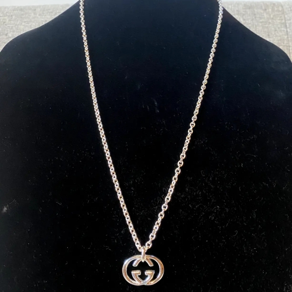 GUCCI Interlocking Necklace Pendant G Logo SilverLogo